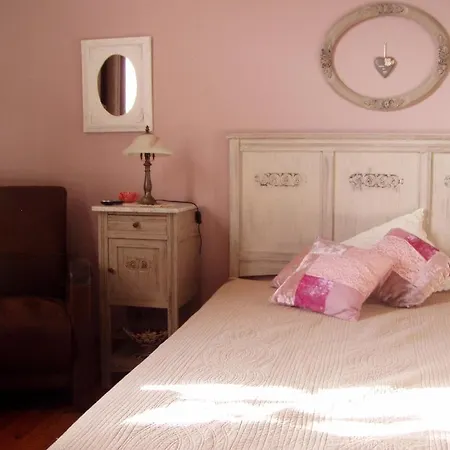 Le Bonimenteur Bed & Breakfast Charleroi