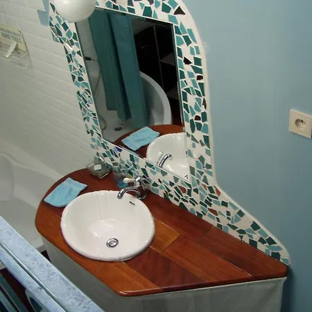 Le Bonimenteur Bed & Breakfast Charleroi