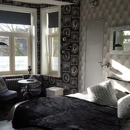 Le Bonimenteur Bed & Breakfast Charleroi