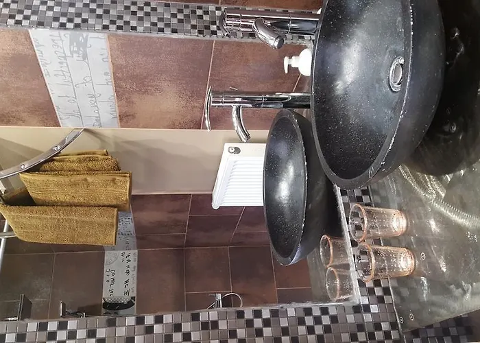 Le Bonimenteur Bed & Breakfast