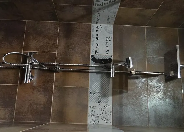 Le Bonimenteur Bed & Breakfast Charleroi